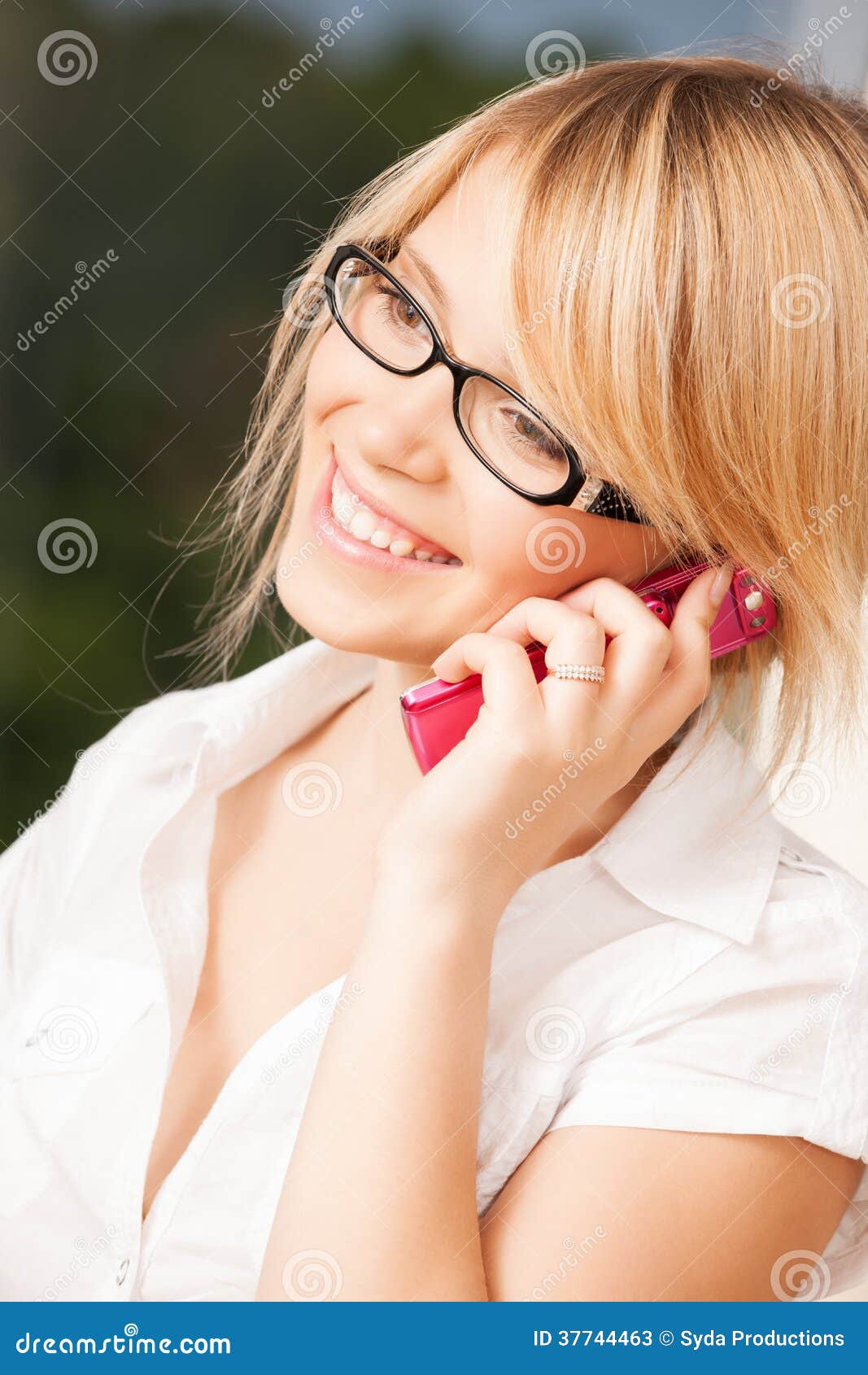 girl cell phone Young teen