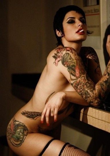 women beautiful tattooed nude