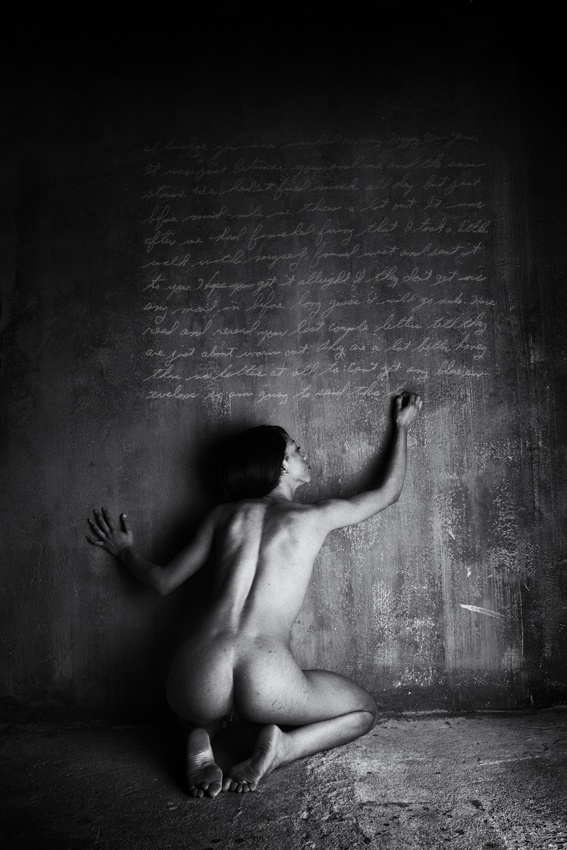 laura artistic nude photography
