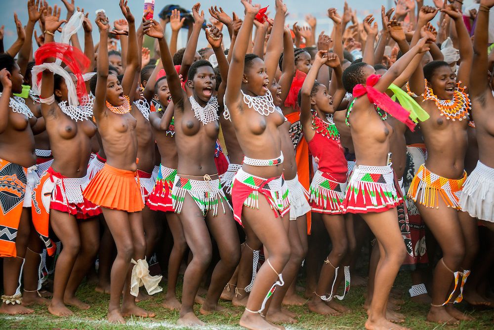 reed dance girls Zulu.