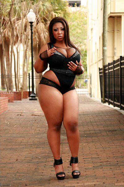 curves Big black women with