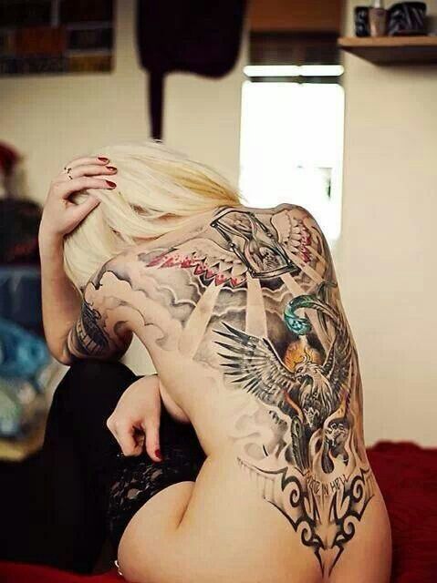 nude beautiful women tattooed