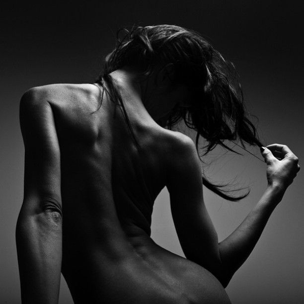 artistic nude photography Laura