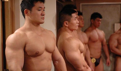 gay Japanese hotel muscle